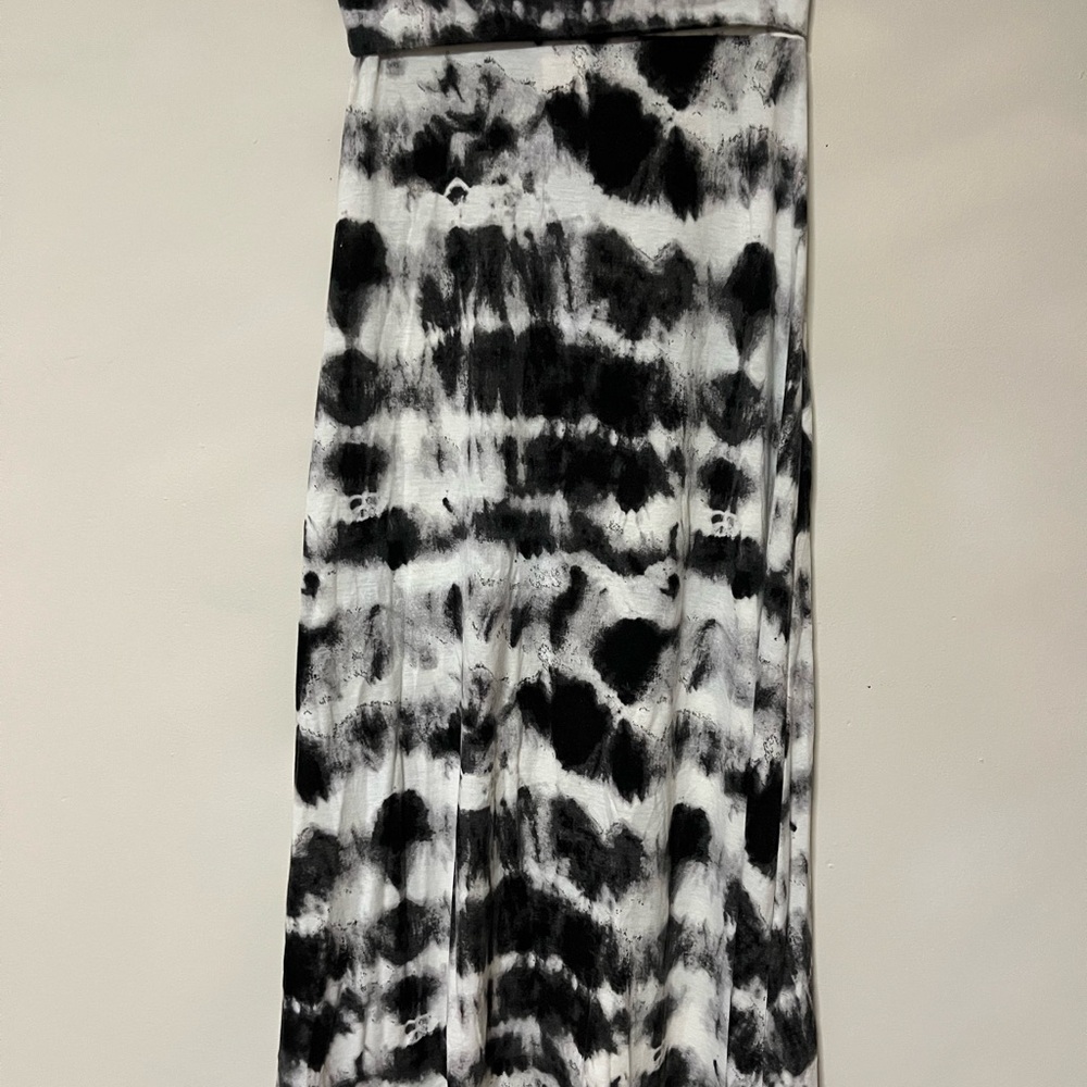 Mossimo Supply Co. Monochrome Maxi Skirt